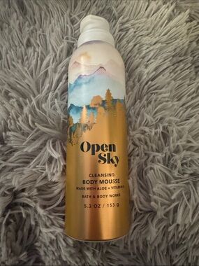 Bath & Body Works Open Sky Cleansing Body Mousse